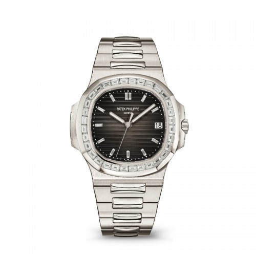 Patek Philippe Nautilus Platinum 5711/110P-001