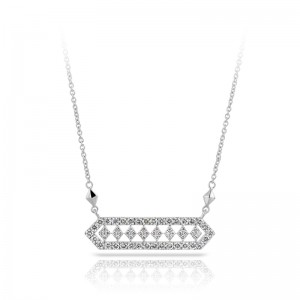 Hulchi Belluni Dentelle Pendant+Chain
