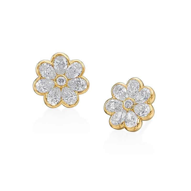 14 PS Diamonds 2.64ct HI VS/SI1, 2 RD Diamonds 0.06ct