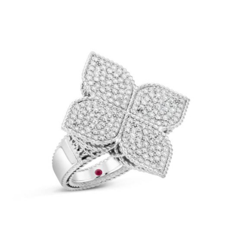 https://www.liljenquistbeckstead.com/upload/product/White Gold X-Large Princess Flower Diamond Ring