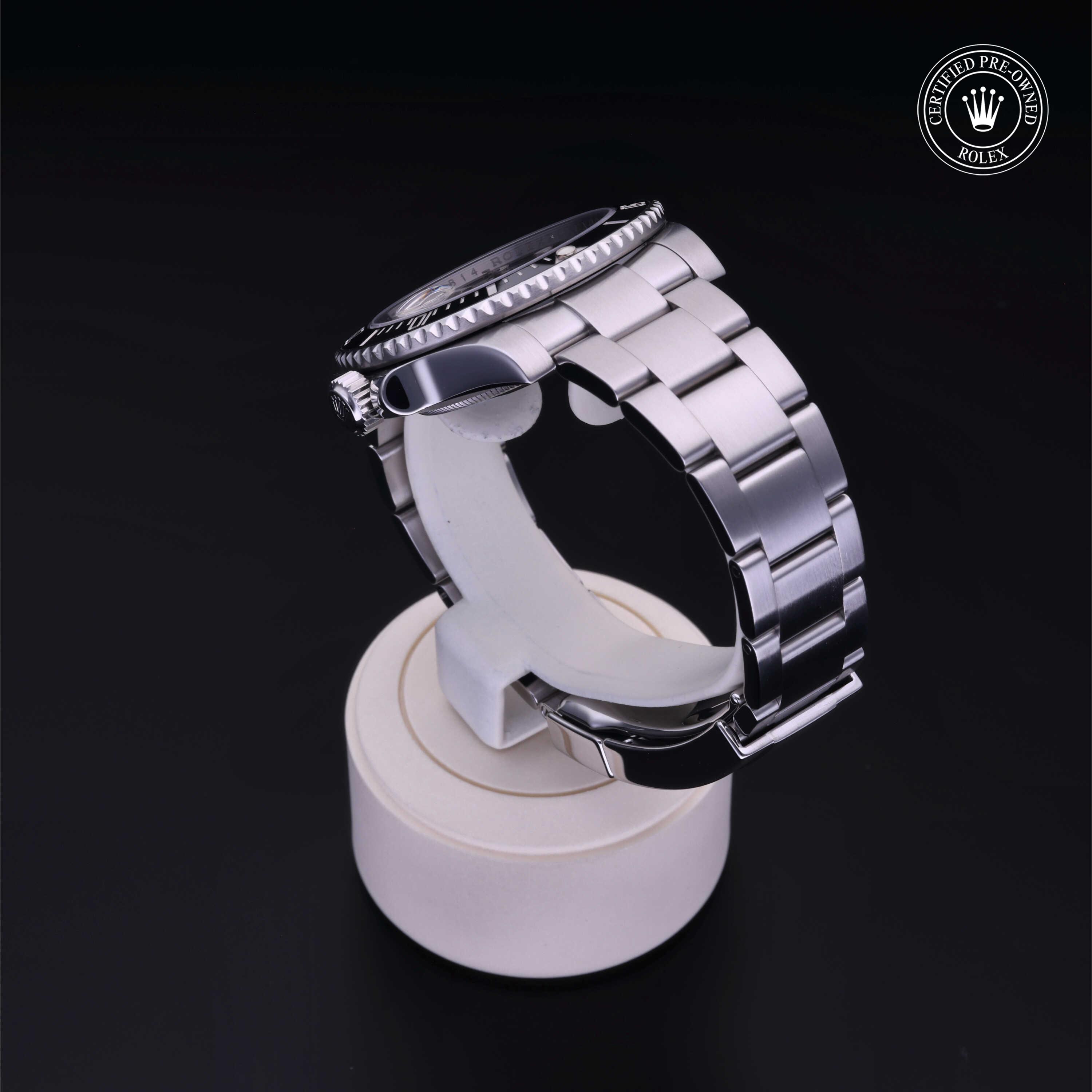 Oyster Perpetual Submariner Date