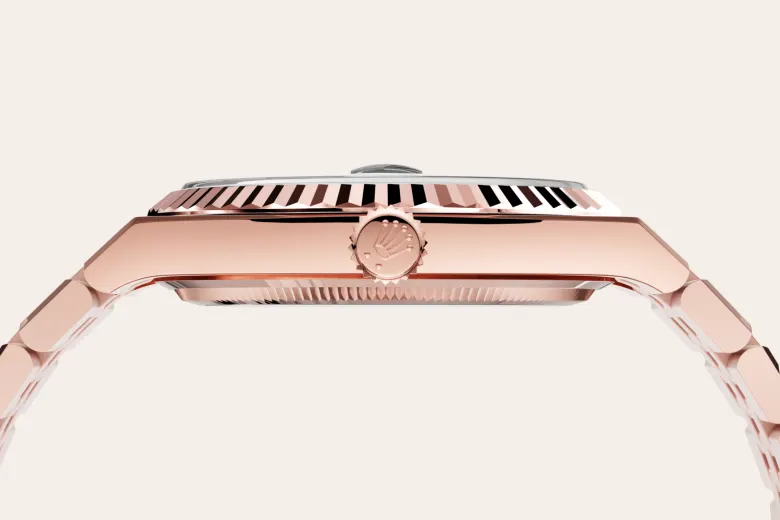 18 kt Everose gold
